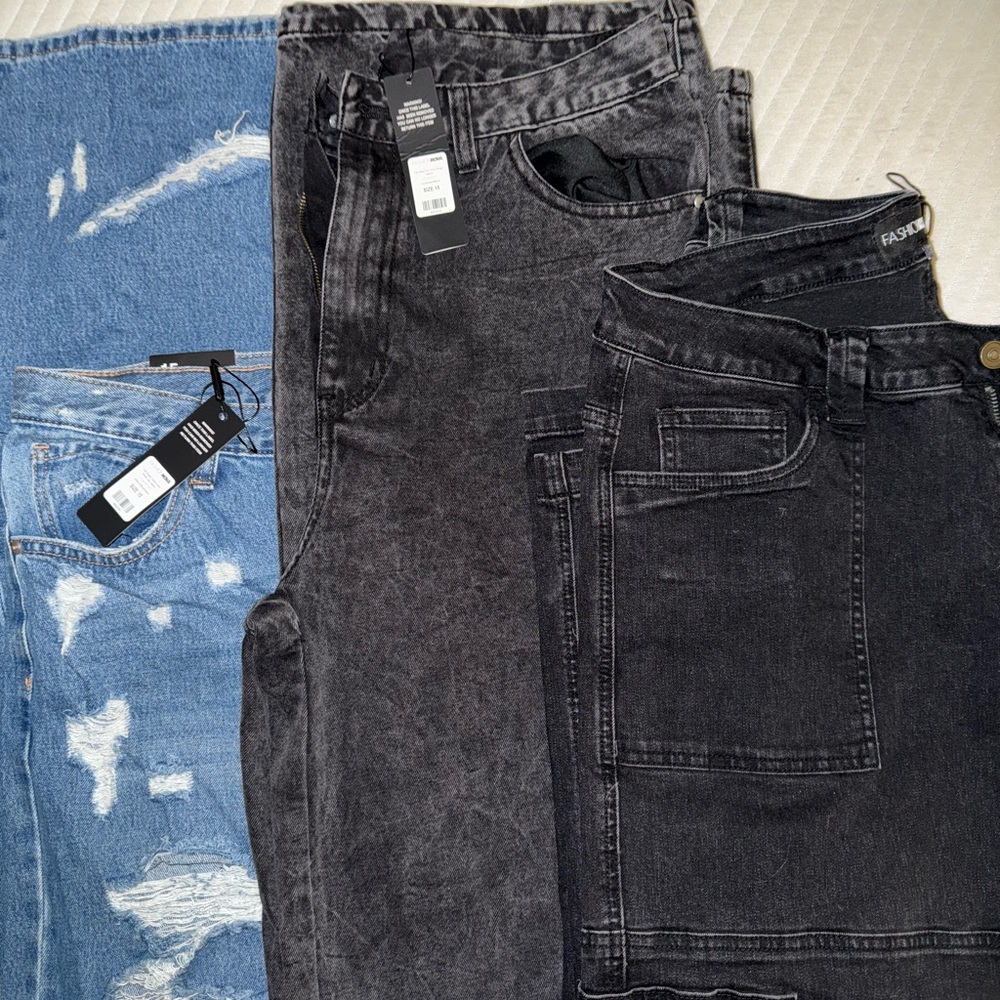 Jeans Bundle - Picture 5 of 7